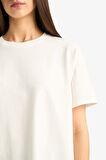 Oversize Geniş Kalıp Bisiklet Yaka Kısa Kollu Tişört