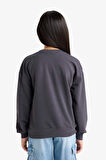 Kız Çocuk Disney Lilo & Stitch Relax Fit Bisiklet Yaka Sweatshirt