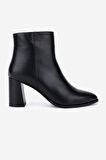 Valmenti Kadın Hakiki Deri Siyah Deri Topuklu Bot 1074 2260 BN BOT SK25-26 SIYAH DERI
