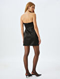 Straplez Kolsuz Pul Detaylı Mini Saten Abiye Elbise