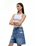 Pamuklu Relax Fit Düğmeli Cepli Denim Şort
