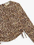 Leopar Desenli Bluz Yanları Büzgülü Bağlamalı Uzun Kollu Bisiklet Yaka Şardonlu 