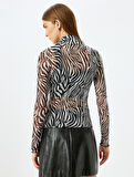 Slim Fit Uzun Kollu Dik Yaka Zebra Desenli Tül Transparan Tişört 