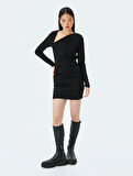 Asimetrik Yaka Drapeli Slim Fit Mini Simli Abiye Elbise