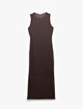 Yarım Astarlı Slim Fit Bisiklet Yaka Kolsuz Tül Midi Boy Elbise