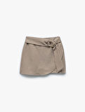 Viskon Keten Karışımlı Metal Aksesuarlı Kemerli Kruvaze Şort Etek