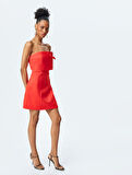 Straplez Bodycon Fiyonk Detaylı Mini Elbise