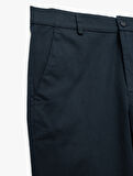 Pamuklu Cep Detaylı Slim Fit Chino Pantolon