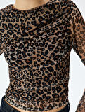 Leopar Drape Detaylı Uzun Kollu Bisiklet Yaka Tül Tişört