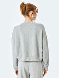 Rahat Kalıp Viskon Uzun Kollu Bisiklet Yaka Basic Sweatshirt