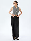 V Yaka Düğmeli Slim Fit Crop Triko Yelek
