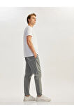 Beli Bağcıklı Straight Fit Cep Detaylı Pamuklu Jogger Pantolon