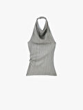 Kolsuz Drape Detaylı Metalik Parlak Degaje Halter Yaka Bluz