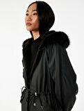Polar Astarlı Cepli Çıkarılabilir Suni Kürk Aksesuar Detaylı Kapüşonlu Anorak Mont