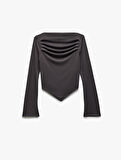 Slim Fit Drape Detaylı Asimetrik Uzun Kollu Tişört