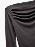 Slim Fit Drape Detaylı Asimetrik Uzun Kollu Tişört