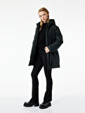 Kapüşonlu Su İtici Uzun Kollu Fermuarlı Cep Detaylı Anorak Mont