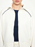 LCWAIKIKI Classic Ekru Dik Yaka Oversize Kadın Fermuarlı Sweatshirt