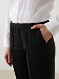 LCW Grace Siyah Beli Lastikli Havuç Kesim Kadın Pantolon