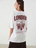 LCW Vision Ekru Bisiklet Yaka London Baskılı Oversize Kadın Tişört