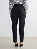LCWAIKIKI Classic Siyah Büyük Beden Standart Fit Kadın Cigarette Pantolon