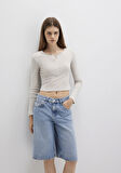 Düğme Detaylı Uzun Kollu Bej Crop Basic Tişört 1613403-80084
