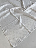 Belli Fresh Monogram Jakarlı Eşarp 2-71 Beyaz Monogram Desenli