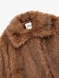 Kruvaze Yaka Uzun Kollu Crop Suni Kürk Ceket