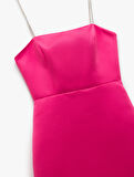 Saten Straplez Yaka Taş Askılı Bodycon Mini Elbise