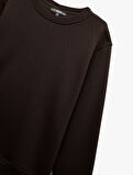 Uzun Kollu Şardonlu Kumaş Detaylı Bisiklet Yaka Sweatshirt