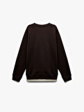 Uzun Kollu Şardonlu Kumaş Detaylı Bisiklet Yaka Sweatshirt