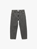 Pamuklu Rahat Kesim Denim Pantolon