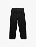 Pamuklu Rahat Kesim Denim Pantolon