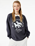 Polo Yaka Uzun Kollu Baskılı Oversize Sweatshirt