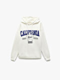 Üç İplik Şardonlu Kolej Nakış Detaylı Kapüşonlu Oversize Sweatshirt