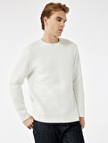 Uzun Kollu Pamuklu Bisiklet Yaka Basic Sweatshirt