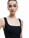 Krep Scuba Kumaş Kare Yaka Kolsuz Peplum Bluz
