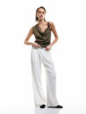 Regular Fit Cepli Pile Detaylı Geniş Paça Kumaş Pantolon