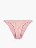Dokulu Bikini Altı