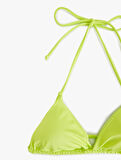 Boyundan Bağlamalı Parlak Üçgen Bikini Üstü