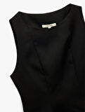 Peplum Kesim Yuvarlak Yaka Kolsuz Bluz