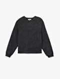 Uzun Kollu Bisiklet Yaka Yıkamalı Şardonlu Sweatshirt