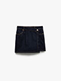 Pamuklu Düğme Detaylı Cepli Asimetrik Denim Mini Şort Etek