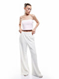 Straplez Yaka Şerit Detaylı Kolsuz Baskılı Crop Bluz