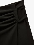 Krep Scuba Kumaş Drape Detaylı Midi Boy Kruvaze Etek