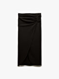 Krep Scuba Kumaş Drape Detaylı Midi Boy Kruvaze Etek