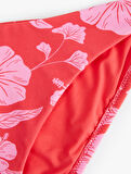 Dokulu Çiçekli Brazilian Bikini Altı