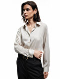 Klasik Yaka Düğmeli Uzun Kollu Saten Gömlek