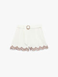 Koton X Melis Ağazat - Keten Karışımlı Kemerli Brodeli Mini Şort