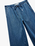 Beli Bağcıklı Pamuklu Düz Paça Cepli Jean Pantolon - Straight Jeans